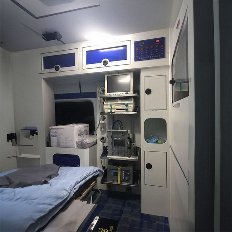 南宁私人救护车租车电话