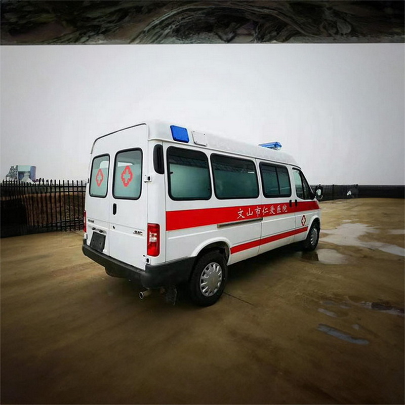 南宁私人救护车租车收费