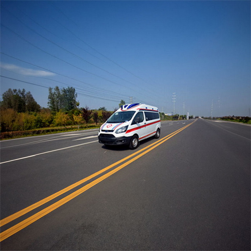 南宁私人救护车租车多少钱