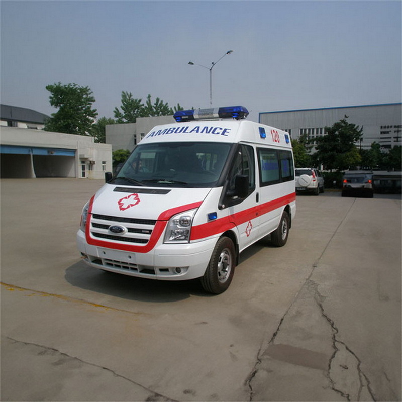 南宁私人救护车租赁联系电话