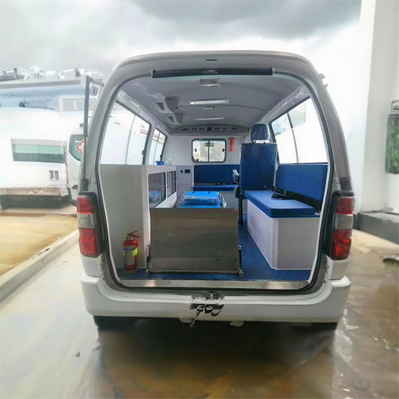 南宁救护车租车多少钱