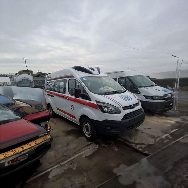 南宁出租私人救护车电话号码