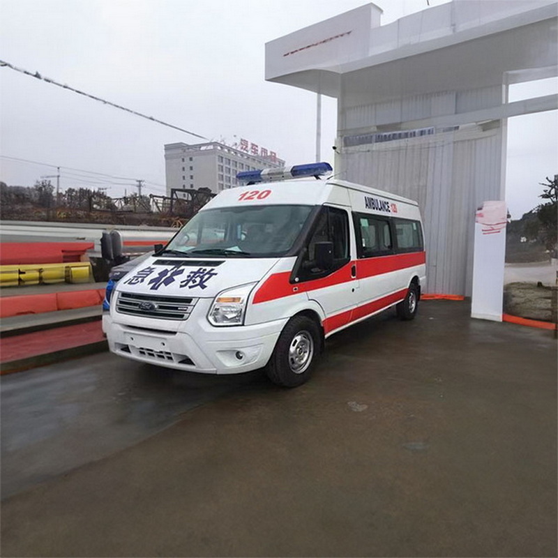 南宁私人救护车租赁收费