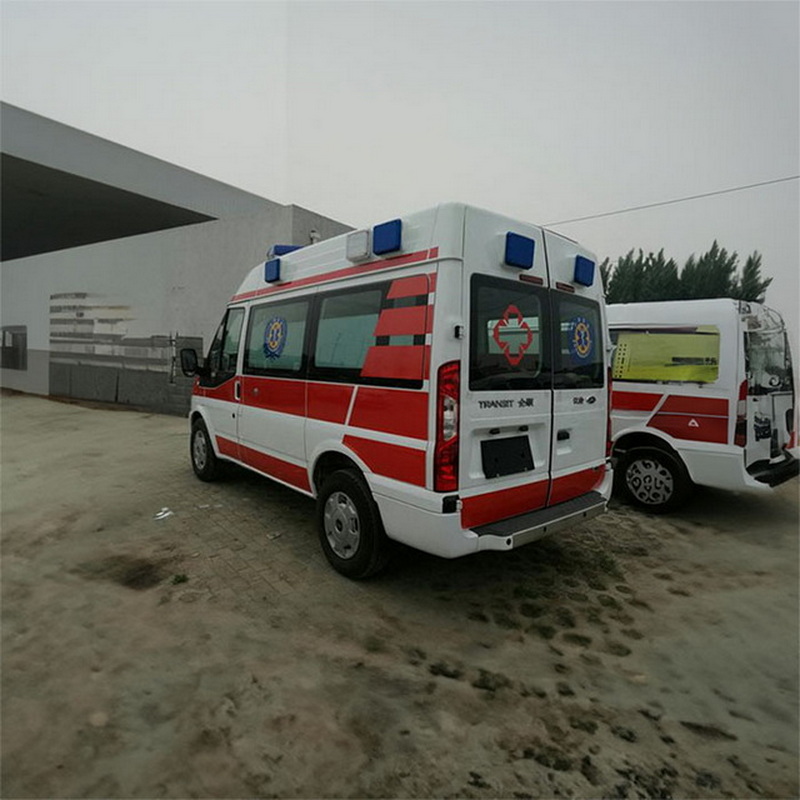 南宁出租私人救护车联系电话