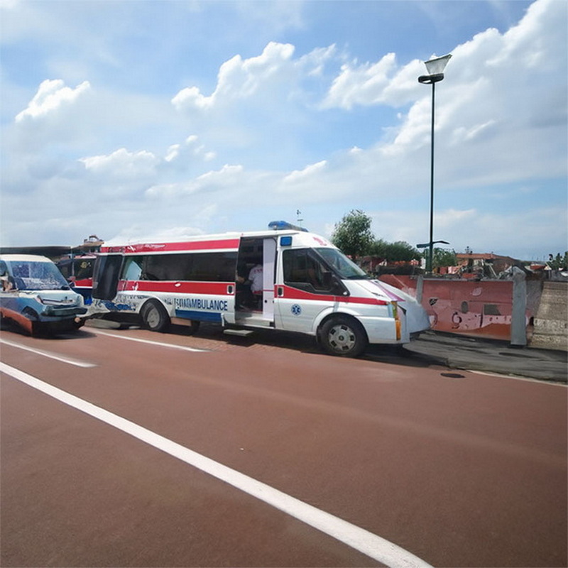 南宁租赁救护车联系电话