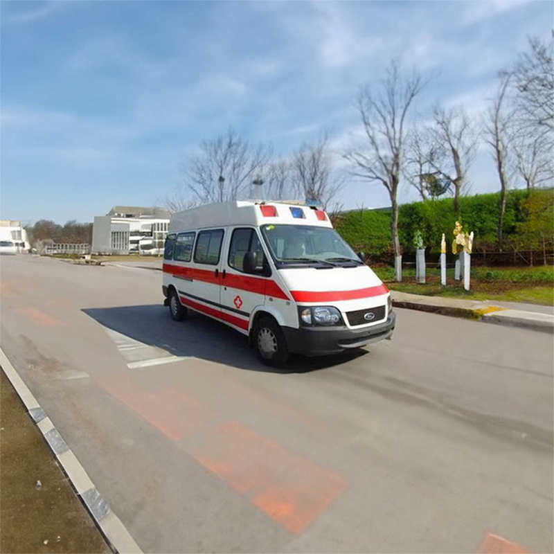南宁私人救护车租赁联系方式