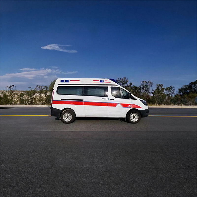 南宁私人救护车租车费用