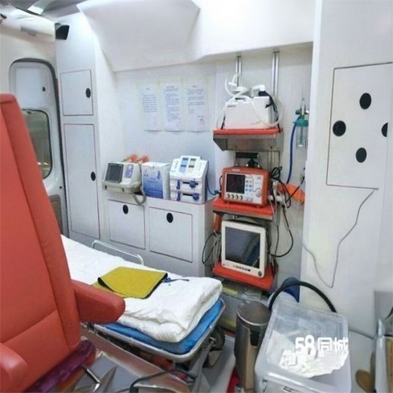 南宁私人救护车租赁联系方式