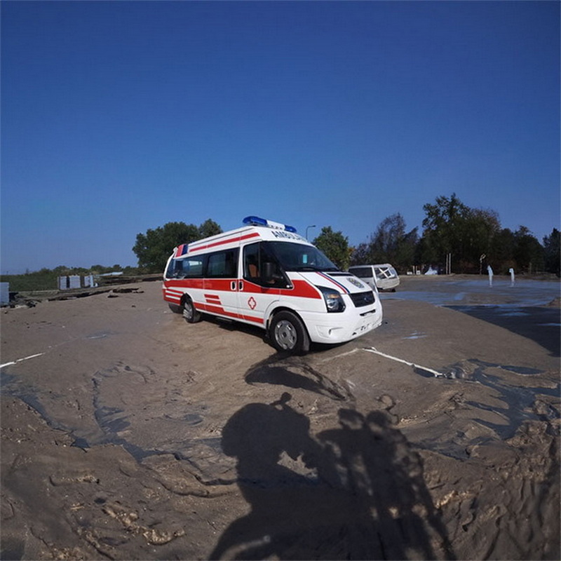 南宁私人救护车租车联系电话