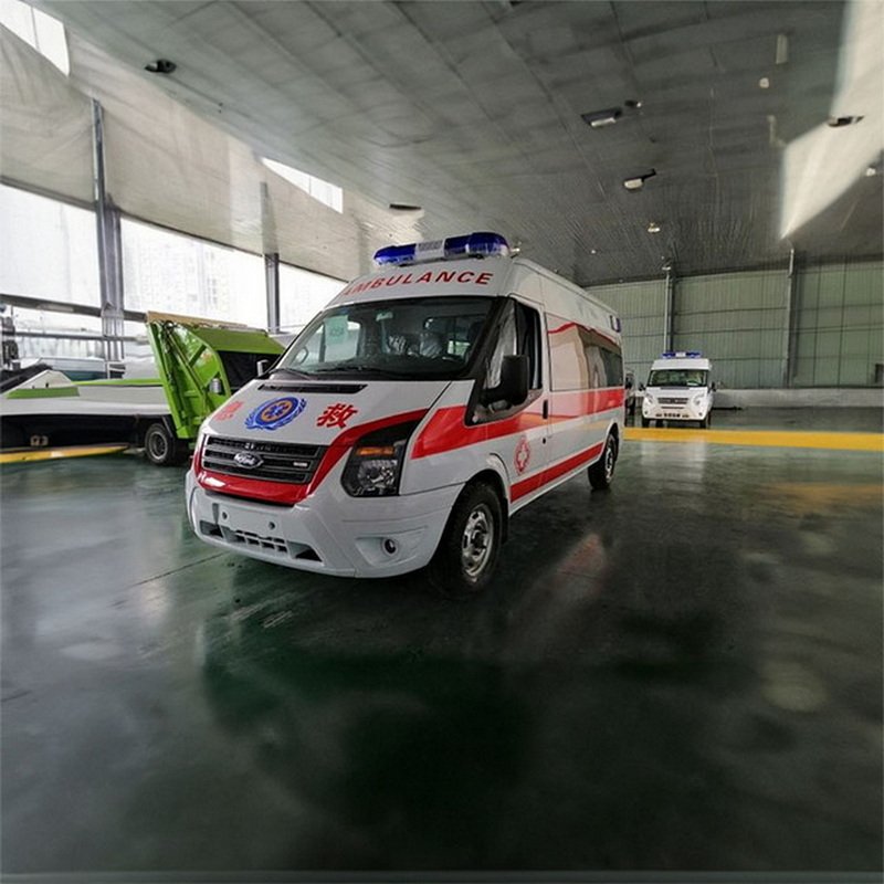 南宁私人救护车租赁多少钱