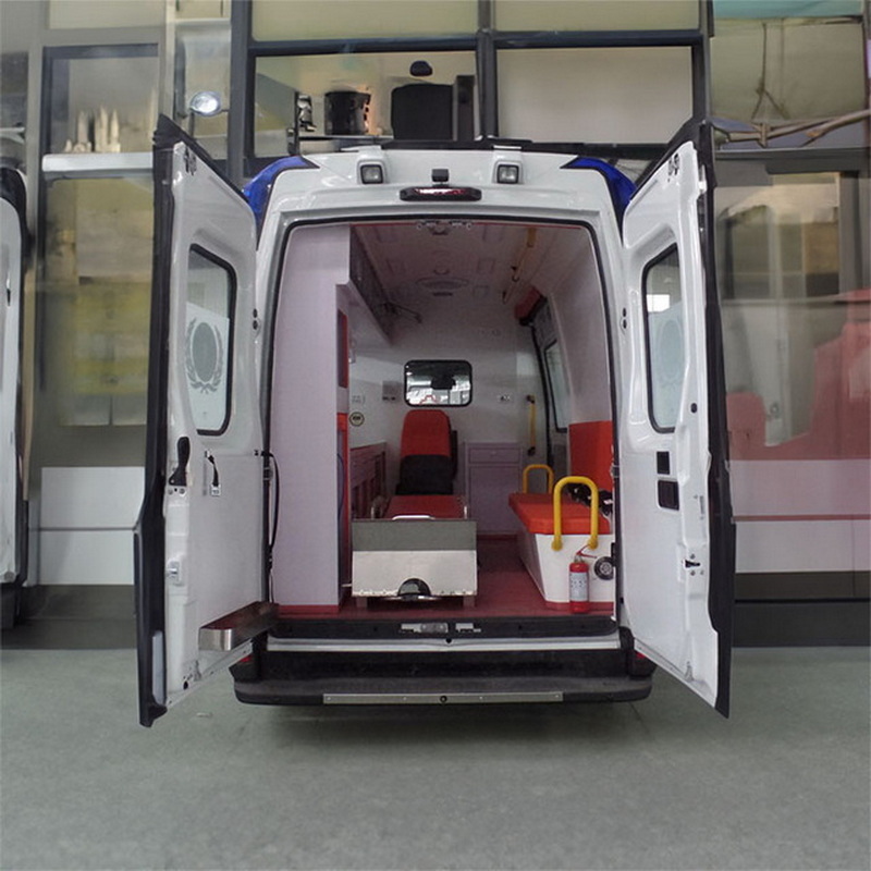 南宁私人救护车出租收费