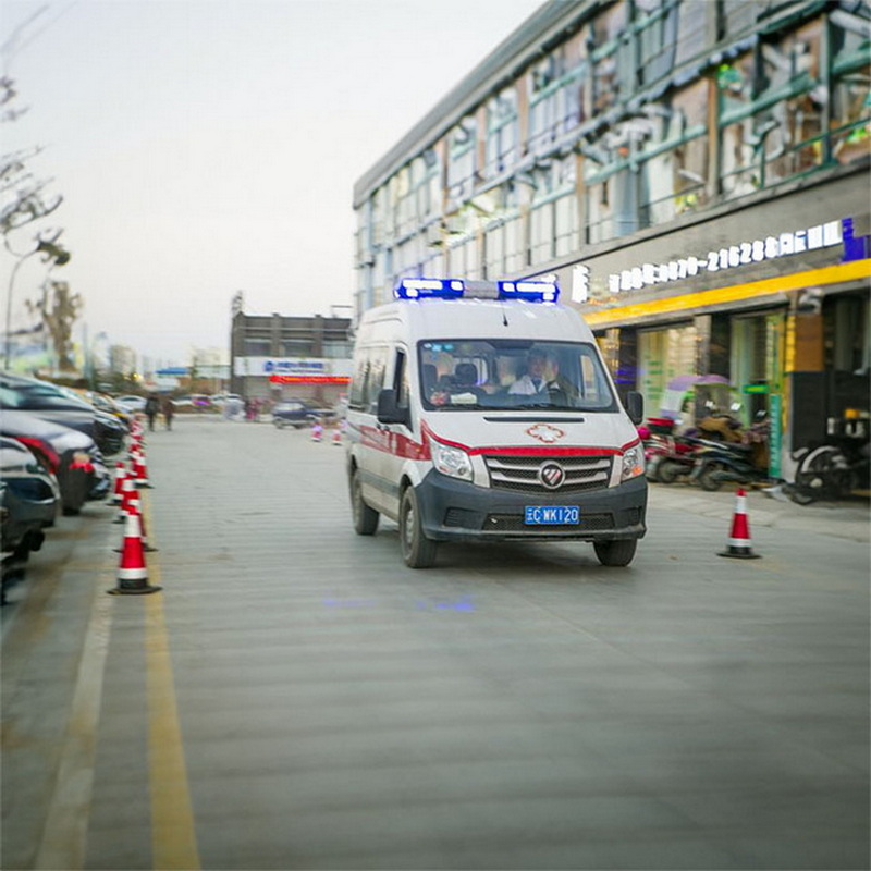 南宁私人救护车租车联系电话
