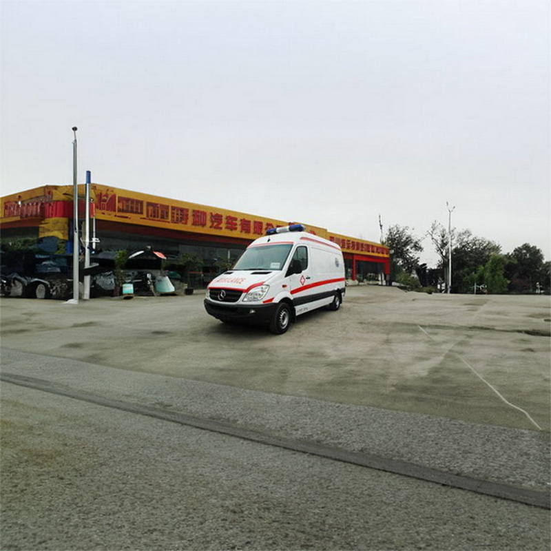 南宁私人救护车租车费用