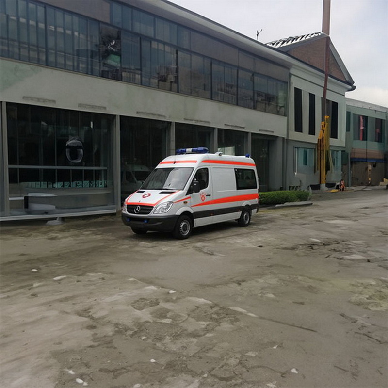 南宁私人救护车出租电话