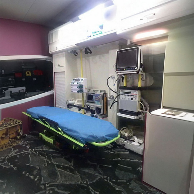 南宁私人救护车租赁