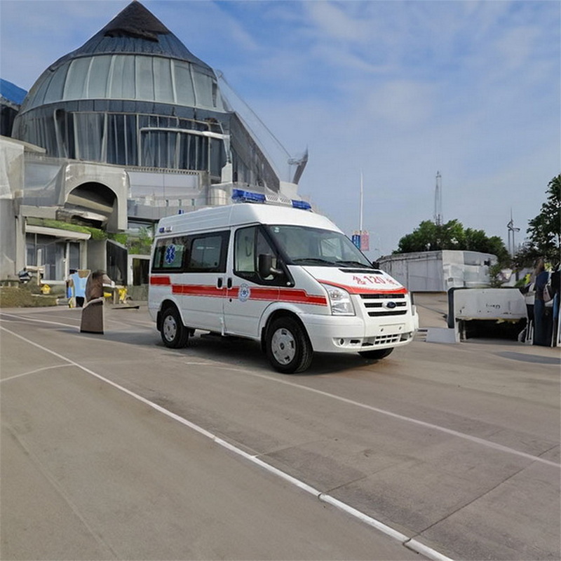 南宁私人救护车租赁联系电话