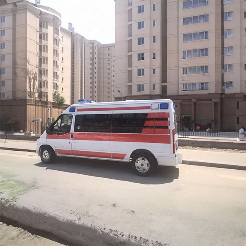 南宁私人救护车租车多少钱