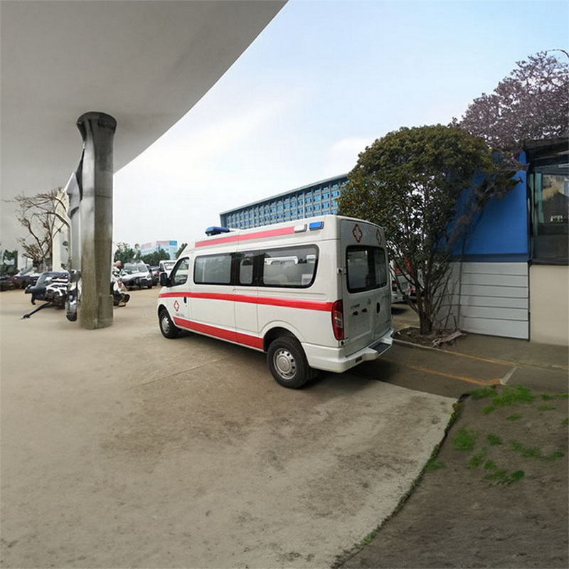 南宁私人救护车租车收费标准