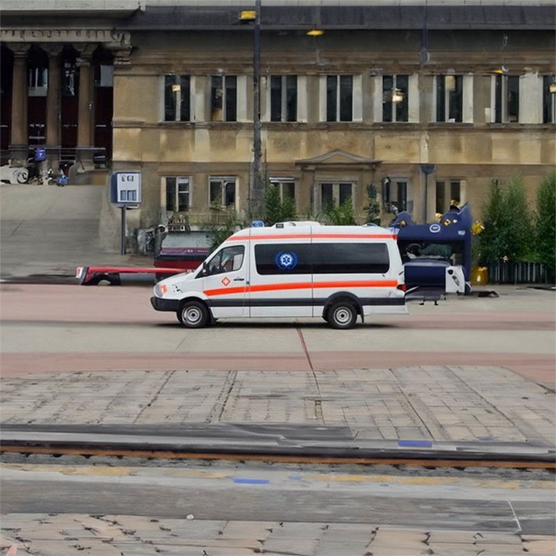 南宁出租私人救护车联系电话