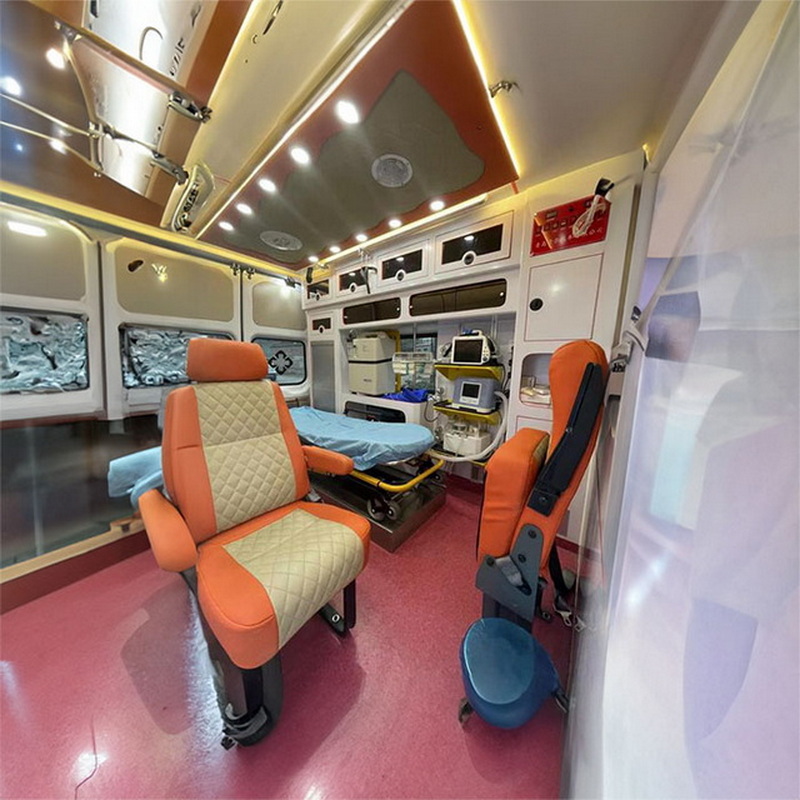 南宁出租私人救护车电话号码