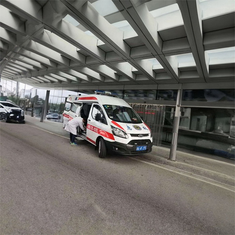 南宁救护车租赁电话