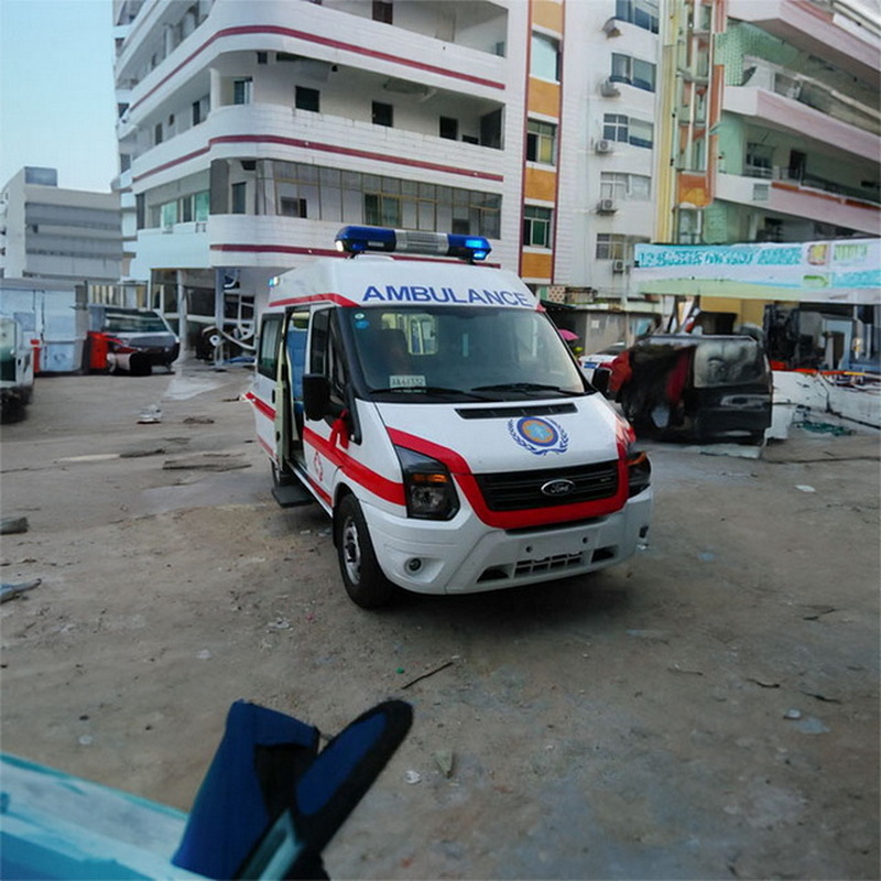 南宁私人救护车出租收费