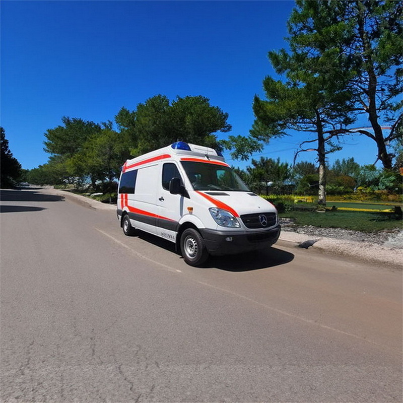 南宁救护车租赁