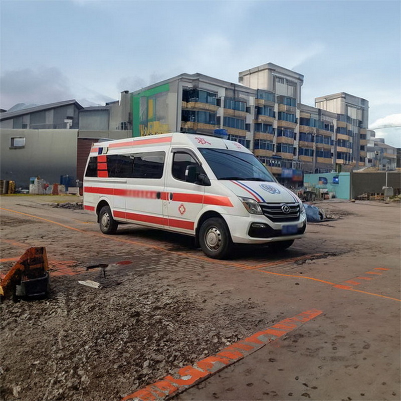 南宁私人救护车出租联系电话